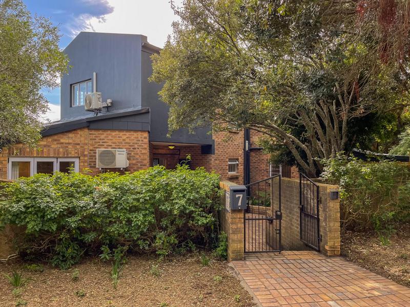 4 Bedroom Property for Sale in Hout Bay Western Cape